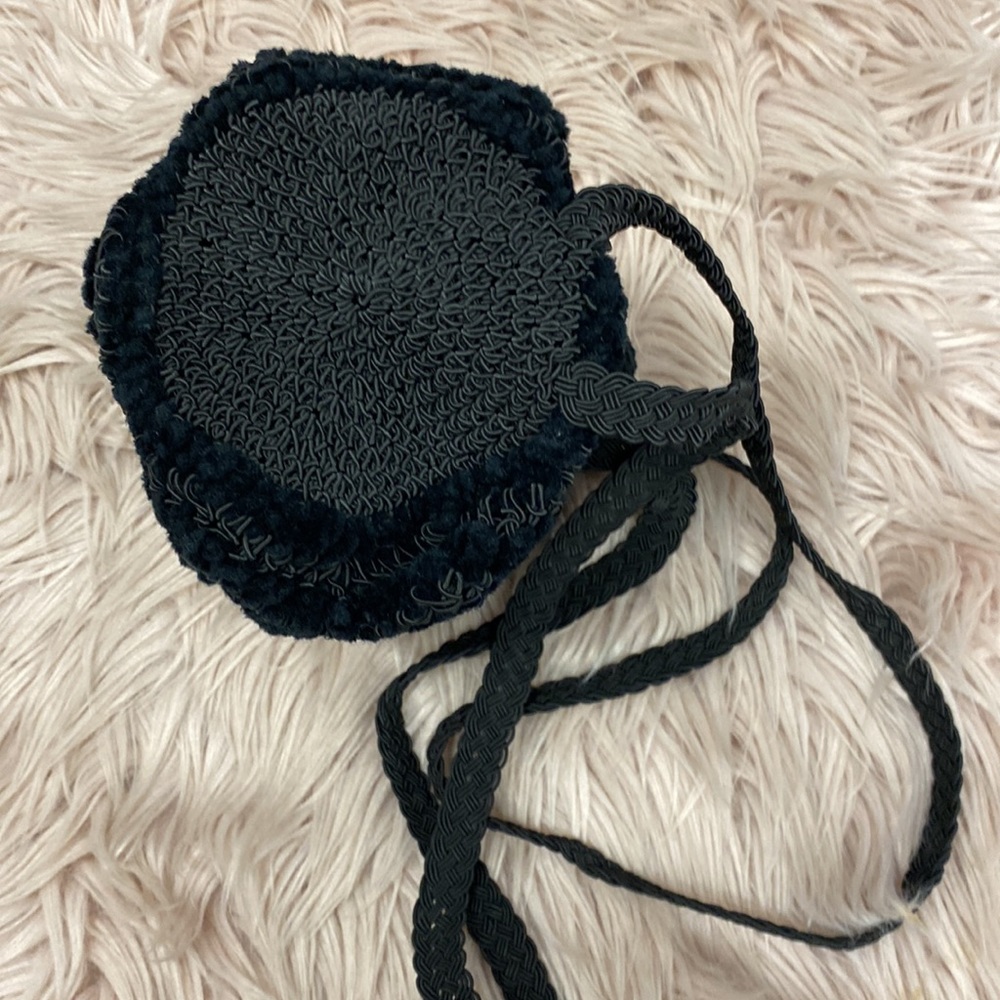 Little Crochet Style Backpack - Picture 6 of 6